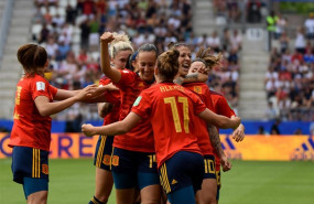 ep varias jugadoras celebrangolla seleccion espanola