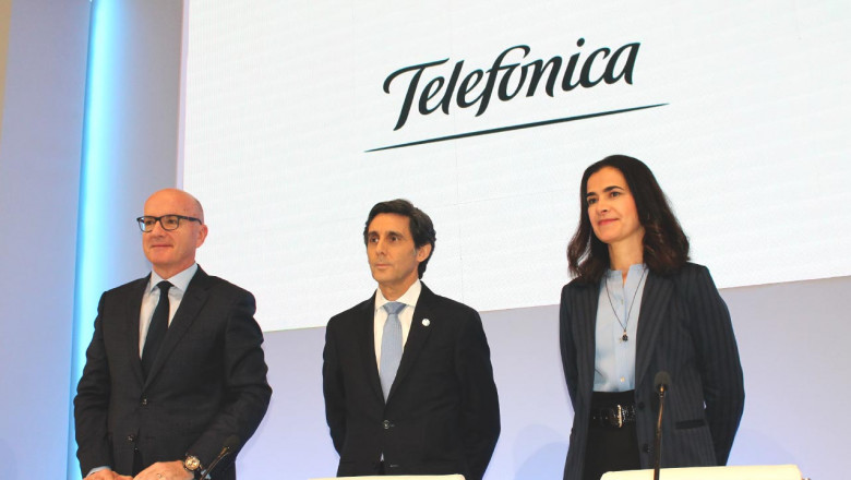 Ángel Vilá, José María Álvarez Pallete y Lausa Abasolo (Telefónica resultados) | Alberto Sánchez - Bolsamanía ángel vilá, josé maría álvarez pallete y lausa abasolo (telefónica resultados)