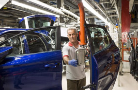 ep archivo   produccion en la planta de seat en martorell barcelona