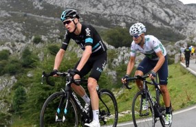 ep chris froome asciendelagoscovadonga