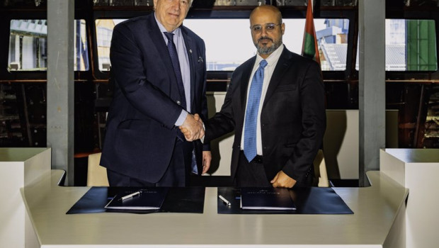 ep de izquierda a derecha el presidente de cmn naval pierre balmer y el consejero delegado de edge