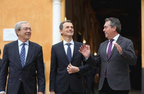 ep el consejero de economia rogelio velasco el ministro de ciencia pedro duque y el alcalde de