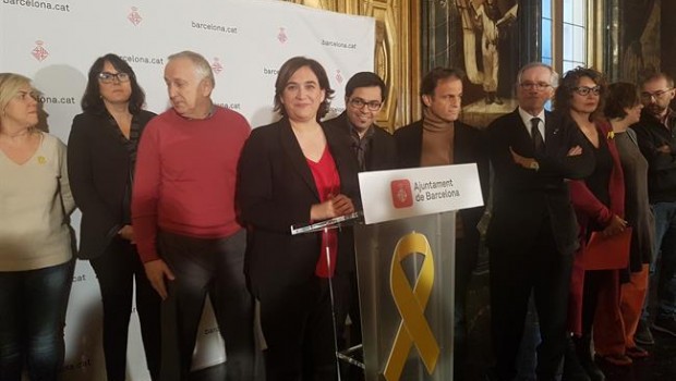 ep la alcaldesabarcelona ada colau encentro