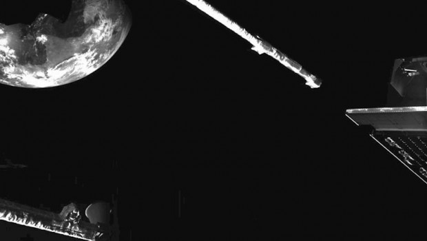 ep la mision bepicolombo fotografia la tierra desde el espacio antes de seguir su camino hacia