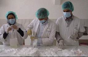 ep laboratorio de produccion de medicamentos mohamed embarekfakalla campamentos refugiados saharauis