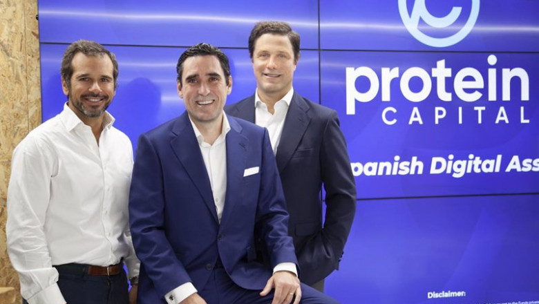 Los fundadores de Protein Capital, de izquierda a derecha: Juan Riva, Alberto Gordo y Enrique López de Ceballos. | PROTEIN CAPITAL ep los fundadores de protein capital de izquierda a derecha juan riva alberto gordo y enrique lopez