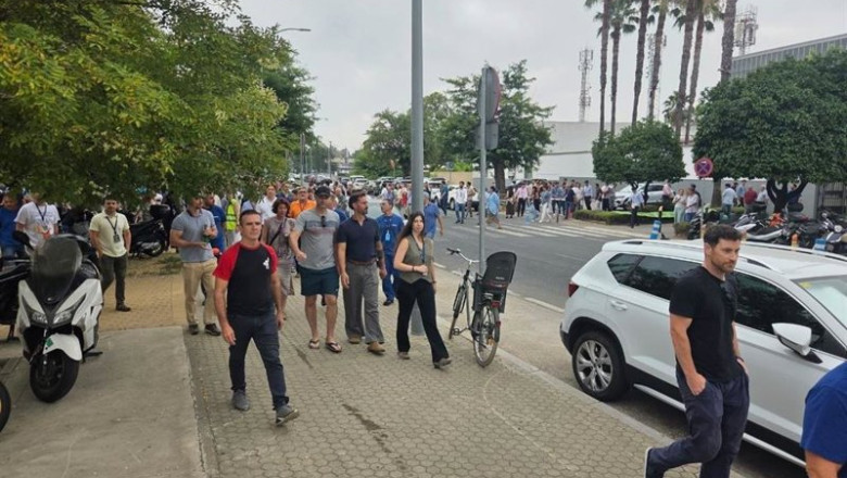 Protestas de los trabajadores de Airbus en la planta de Tablada (Sevilla). | SIPA ep protestas de los trabajadores de airbus en la planta de tablada sevilla