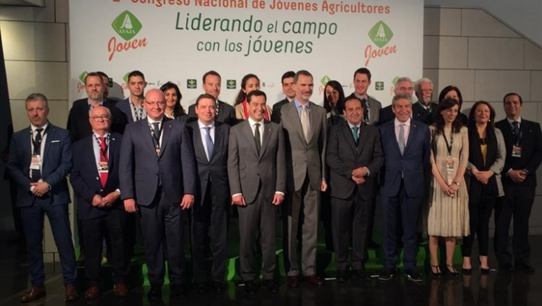 El Rey pide un compromiso con el mundo rural que ayude a los jóvenes a mantener | FRANCIS J. CANO ep rey pidecompromisomundo ruralayudelos jovenesmantener