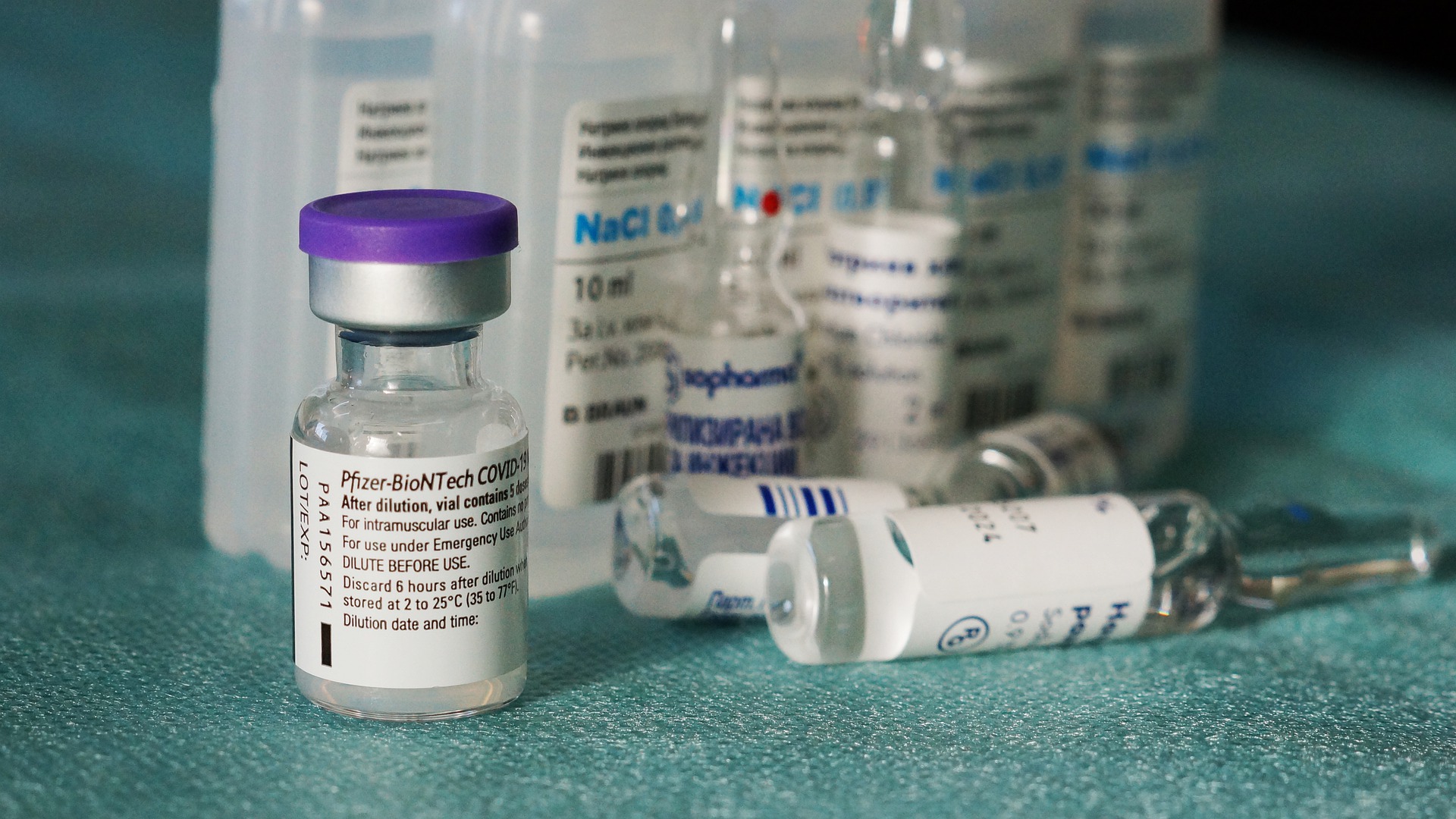 Bruselas y Pfizer-BioNTech modifican el contrato de compra de vacunas Covid-19
