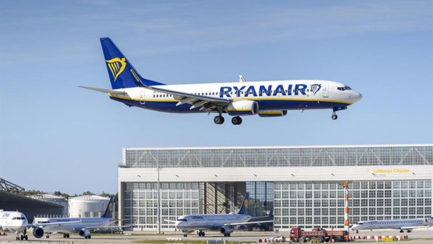 ep archivo   avion de ryanair 20251211141404