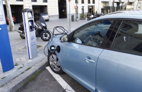 ep archivo   las matriculaciones de turismos electrificados suben un 138 anual en abril hasta las