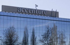 ep archivo   sede de la empresa accenture en el parque empresarial la finca de pozuelo de alarcon en
