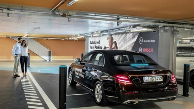 ep boschdaimler demuestranaparcarconductorcondiciones reales