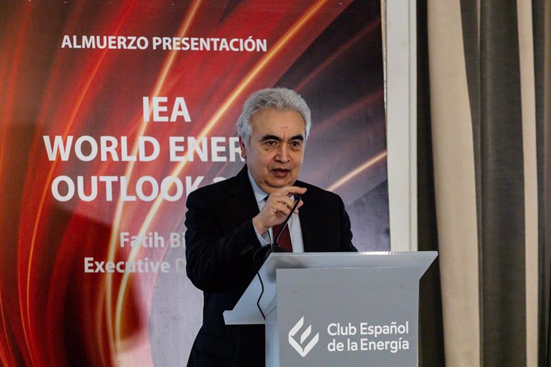 IEA: el recorte de la OPEP+ dañará a los consumidores y lastrará la recuperación
