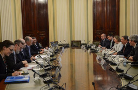 ep el ministro de agricultura pesca y alimentacion luis planas se reune con el comisario europeo de