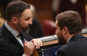ep el presidente de vox santiago abascal izq y el presidente del pp pablo casado dech hablan durante