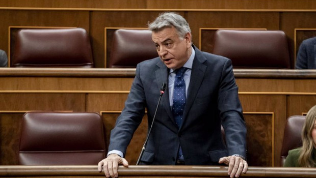 ep el presidente del partido popular del pais vasco javier de andres interviene durante la sesion