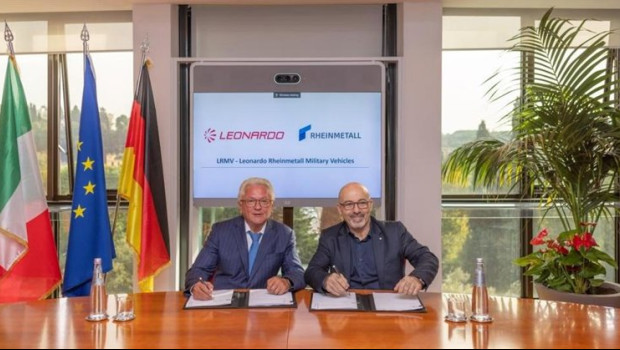 ep i d el consejero delegado de rheinmetall armin papperger y el consejero delegado de leonardo