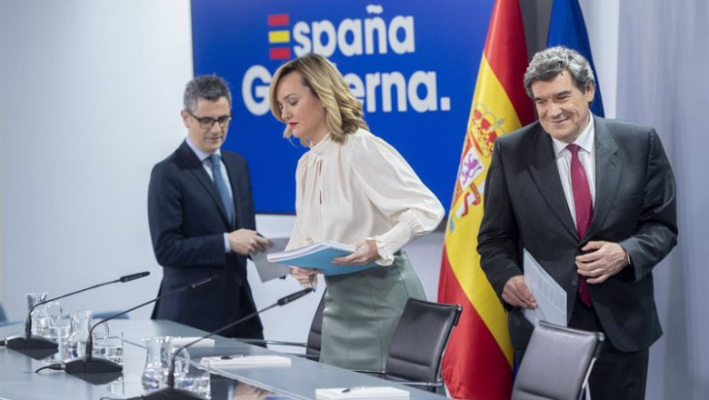 ep i d el ministro de la presidencia felix bolanos la ministra de educacion y portavoz del gobierno ep i d el ministro de la presidencia felix bolanos la ministra de educacion y portavoz del gobierno
