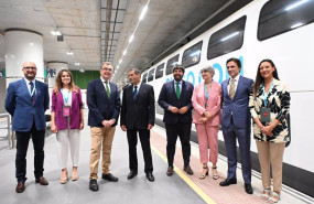 ep imagen de las autoridades en el acto de inauguracion de la nueva linea de alta velocidad