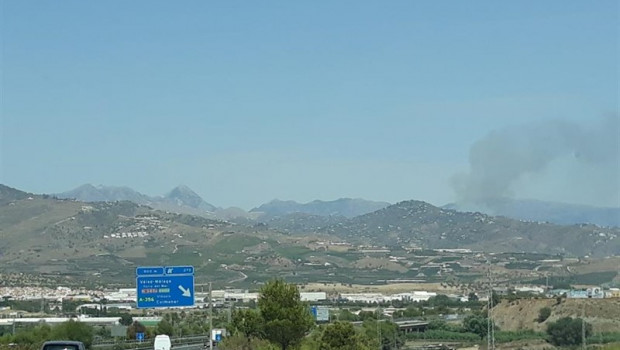 ep imagenfondoincendio forestal declaradotorrox malaga