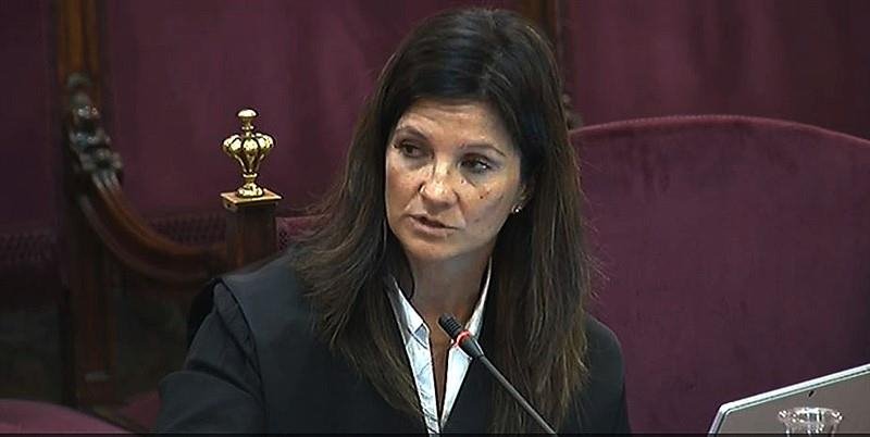 La abogada del Estado Rosa María Seoane durante el juicio al procés en el Supremo | SEÑAL DE TV DEL TRIBUNAL SUPREMO - Archivo ep la abogada del estado rosa maria seoane durante el juicio al proces en el supremo
