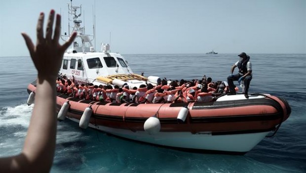 ep migrantesaquarius transferidosdos barcos italianos