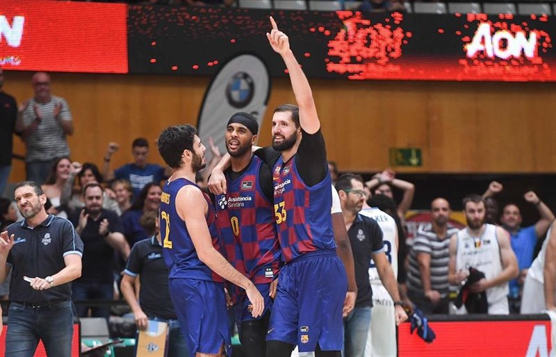 ep nikola mirotic celebra una canasta en el bara