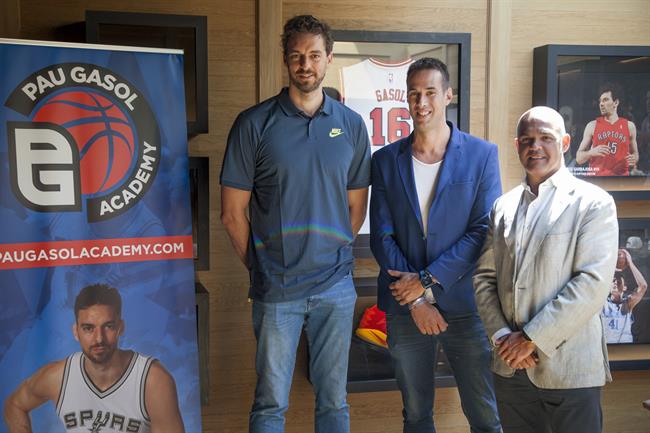 Pau Gasol en la presentación de la Pau Gasol Academy | PAU GASOL ACADEMY ep pau gasolla presentacionla pau gasol academy