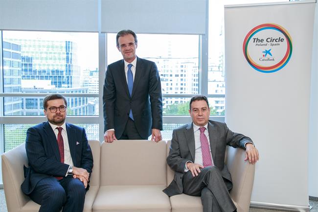 Pawel Chorazy, Jordi Gual y Francisco Javier Sanabria | CAIXABANK ep pawel chorazy jordi gualfrancisco javier sanabria