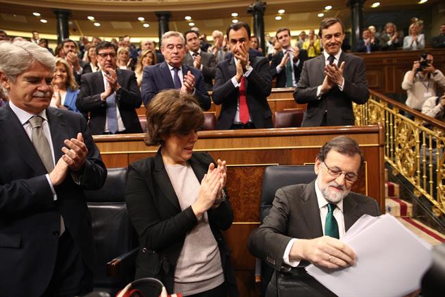 ep rajoysantamaria durantemocioncensurarajoy