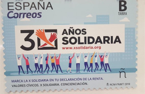 ep sellocorreoslos 30 anosla x solidaria