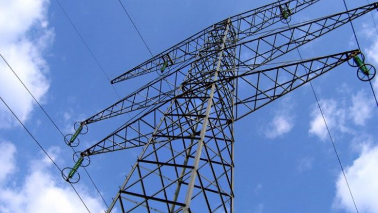 ep una torre de electricidad ep una torre de electricidad