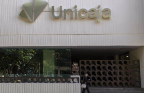 ep archivo   8m  unicaja vuelve a unirse a la fundacion adecco para impulsar el empleo de mujeres en