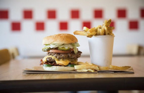 ep archivo   hamburguesa de five guys