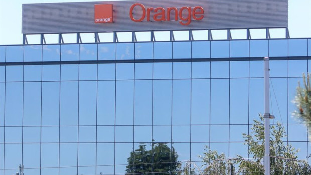 ep archivo   sede central de orange en el parque empresarial la finca