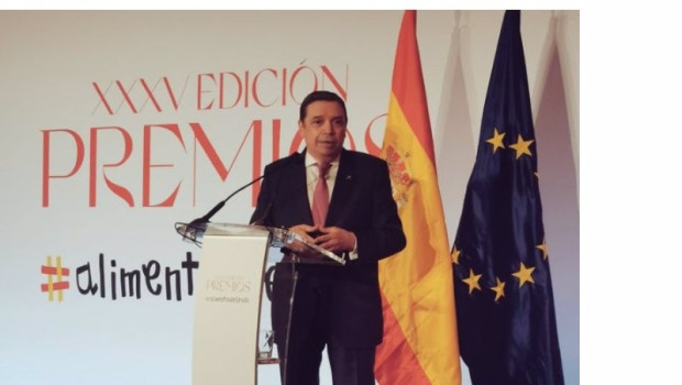 ep el ministro de agricultura luis planas en la ceremonia de entrega de los premios alimentos de