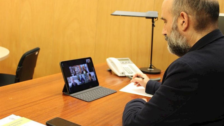 El portavoz del BNG, Néstor Rego, en videoconferencia con Pedro Sánchez | BNG ep el portavoz del bng nestor rego en videoconferencia con pedro sanchez