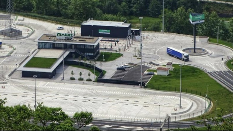 Archivo - Economía/Empresas.- Tikehau cierra la compra de Eysa a HIG por 600 millones de euros | MOWIZ TRUCK - Archivo ep empresas tikehau cierra la compra de eysa a hig por 600 millones de euros