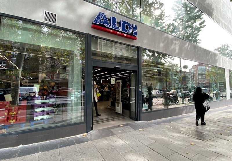 ep exterior de uno de los supermercados aldi en madrid