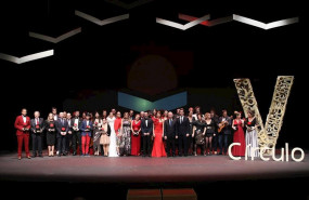 ep foto de familia con los ganadores de los premios circulo rojo 2020
