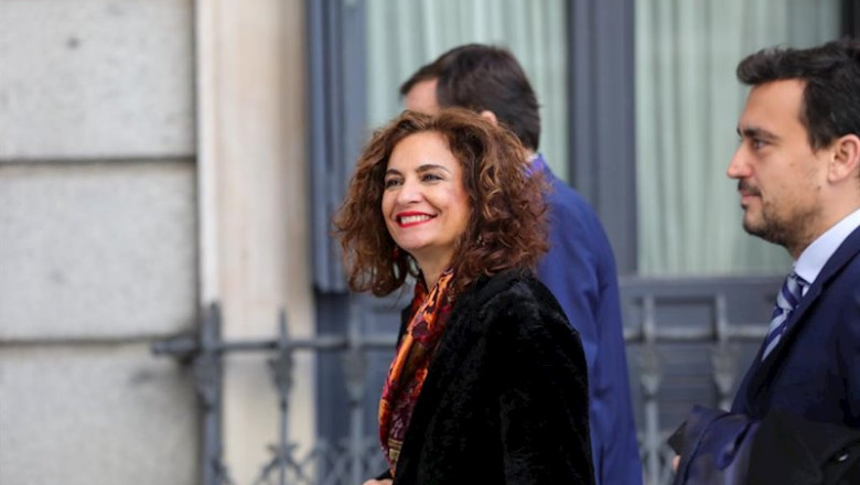 La ministra de Hacienda, María Jesús Montero, a su llegada al Congreso | Jesús Hellín - Europa Press - Archivo ep la ministra de hacienda maria jesus montero a su llegada al congreso