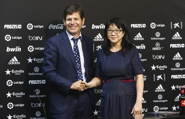 Mateu Alemany con Layhoon Chan | LAZARO DE LA PENYA/VALENCIA CF ep mateu alemanylayhoon chan