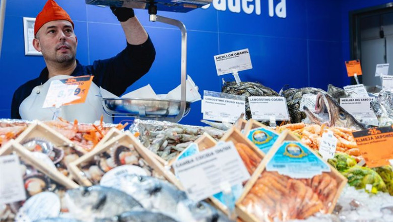 Pescadería en supermercado Dia | GRUPO DIA ep pescaderia en supermercado dia