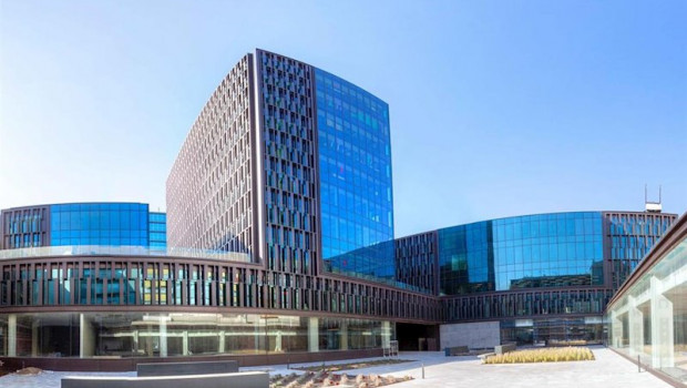 ep proyecto del complejo de oficinas del distrito 22 de barcelona con 101 puntos del leed green