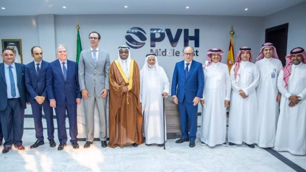 ep pvh firma con la china ceec un contrato para suministrar 17 gw para el mayor proyecto solar en