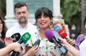 ep teresa rodriguez este lunes atendiendolos periodistas
