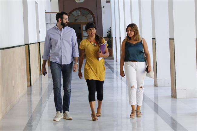 Teresa Rodríguez en los pasillos del Parlamento andaluz | EUROPA PRESS/PODEMOS ep teresa rodriguezlos pasillosparlamento andaluz