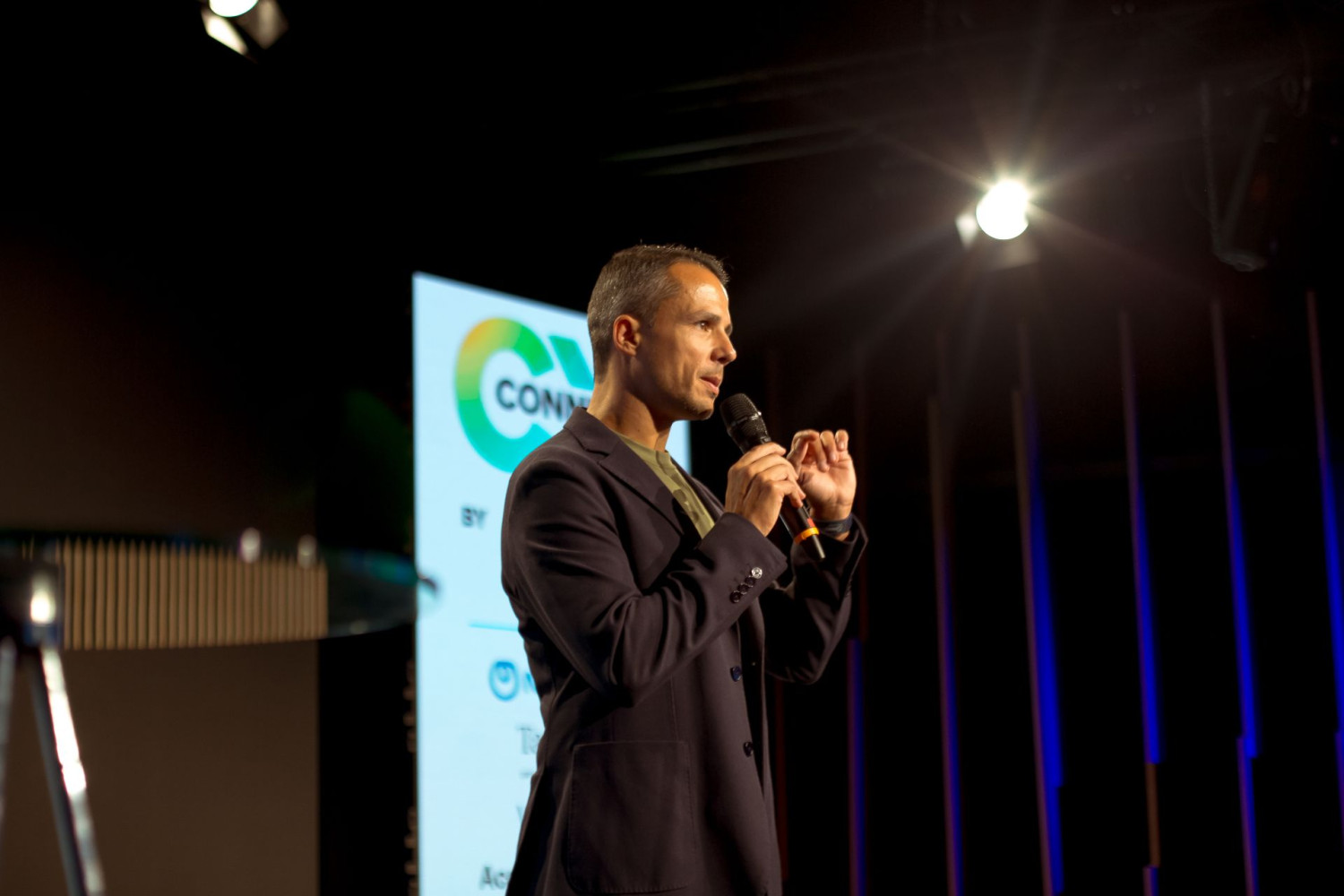 imagen 1 cx connect desvela el poder de la ia para automatizar analizar y personalizar la experiencia del cliente imagen 1 cx connect desvela el poder de la ia para automatizar analizar y personalizar la experiencia del cliente