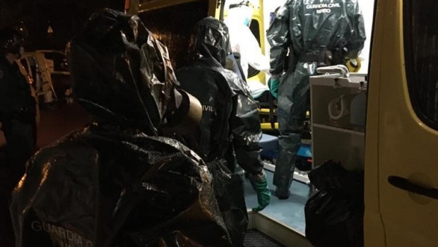 ep agentes de la guardia civil localizan y reingresan a un paciente positivo en coronavirus en